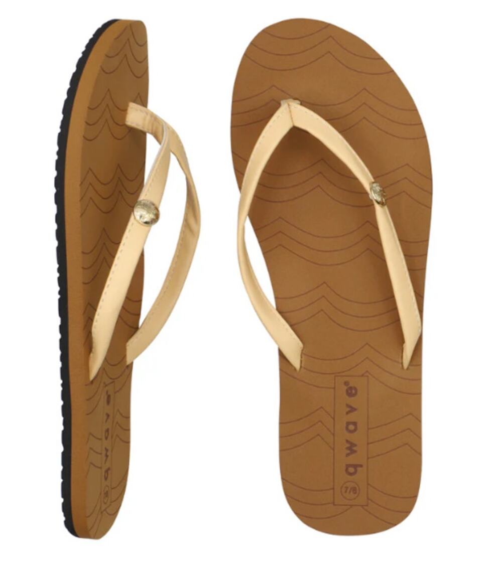 Qwave Ladies' Medallion Sandals, Apricot, Size 8/9